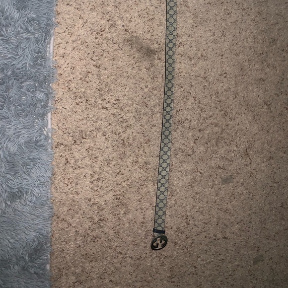 Worn once, just don’t wear it enough to keep - Picture 2 of 5